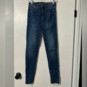 American Eagle Outfitters Denim Released Hem Skinny Jeans Women’s 2 Long